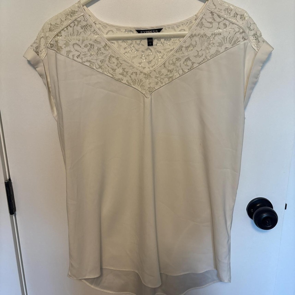 Express White Lace Blouse Size Large Cap Sleeve Flowy Top
